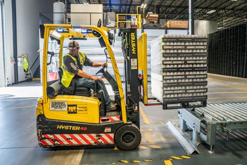 carrello-elevatore-muletto-batteria